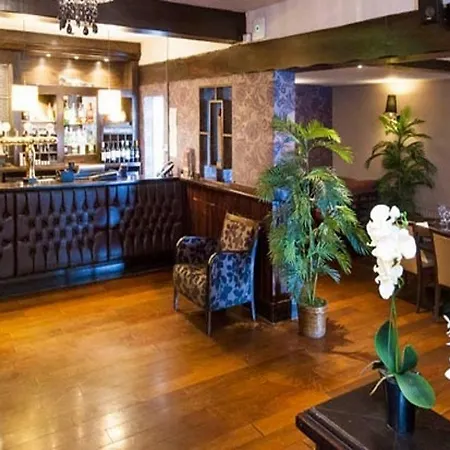 Premier Leeds East Hotel