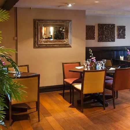 Premier East 3* Leeds (West Yorkshire)